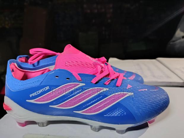 Adidas Predators - main view