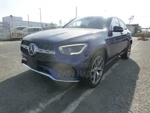 Mercedes-Benz GLC-Class 2019 Blue
