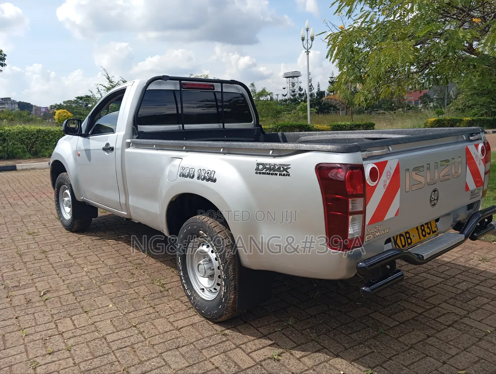 Isuzu D-MAX 2021 Silver