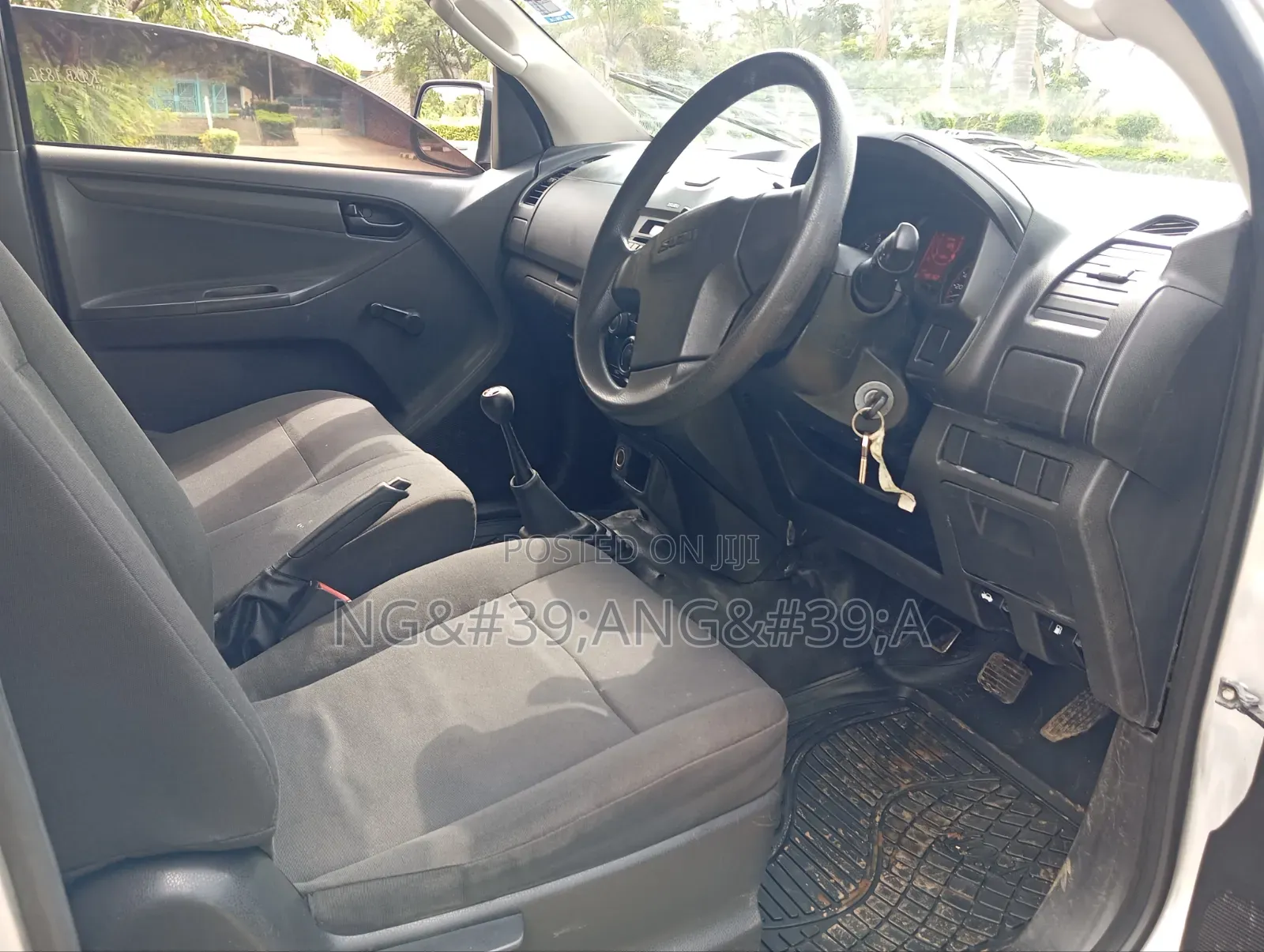 Isuzu D-MAX 2021 Silver