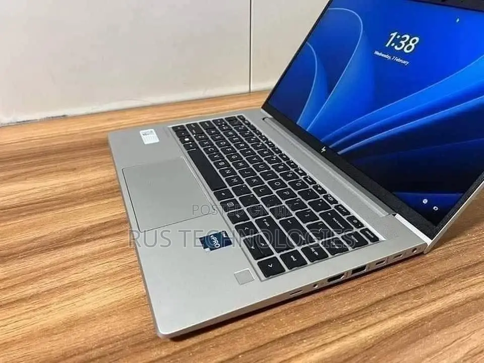 New Laptop HP EliteBook 640 G10 16GB Intel Core i7 SSD 512GB