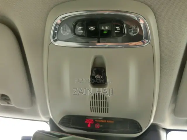 Volvo XC60 2019 Silver