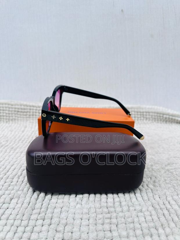 Designer Sunglasses - thumbnail 3