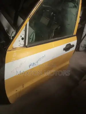 Pajero Shogun V93 Front Door Without Moulding