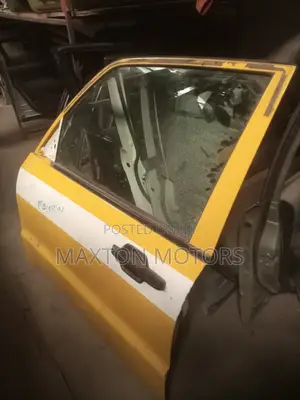 Pajero Shogun V93 Front Door Without Moulding