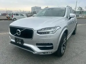 Volvo XC90 2019 Silver