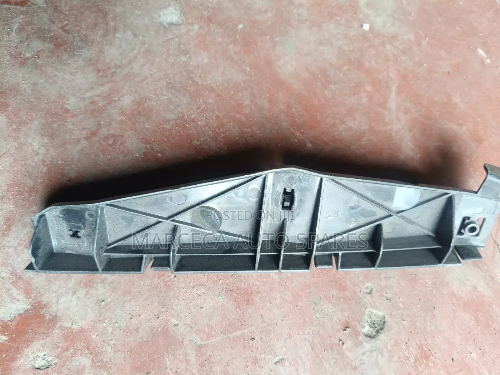 Bumper Slides Premio 240 Front
