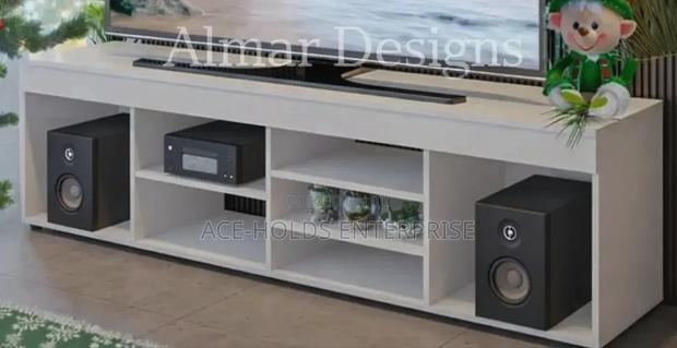 Pretoria Wooden Modern Designed Tv Stand 5ft (White) - Laminated MDF