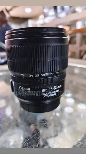 Canon Ef-S 15-85mm F/3.5-5.6 Is Usm Ud Standard Zoom Lens