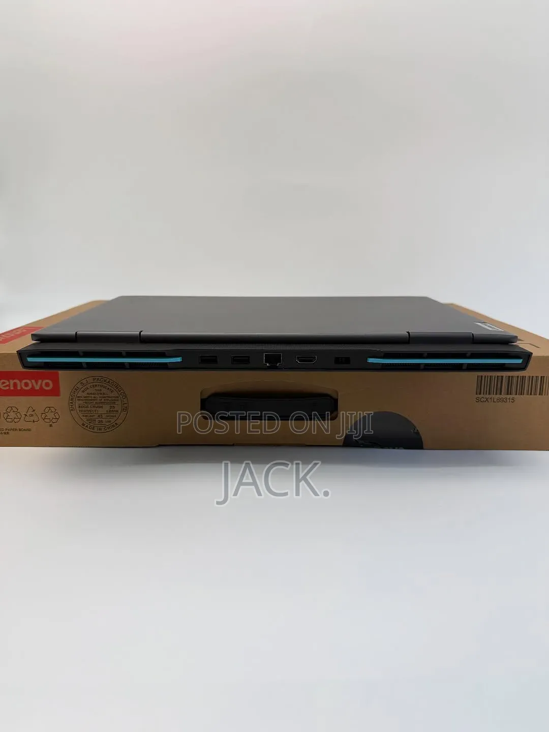 New Laptop Lenovo LOQ 15IRH8 16GB Intel Core i7 SSD 512GB