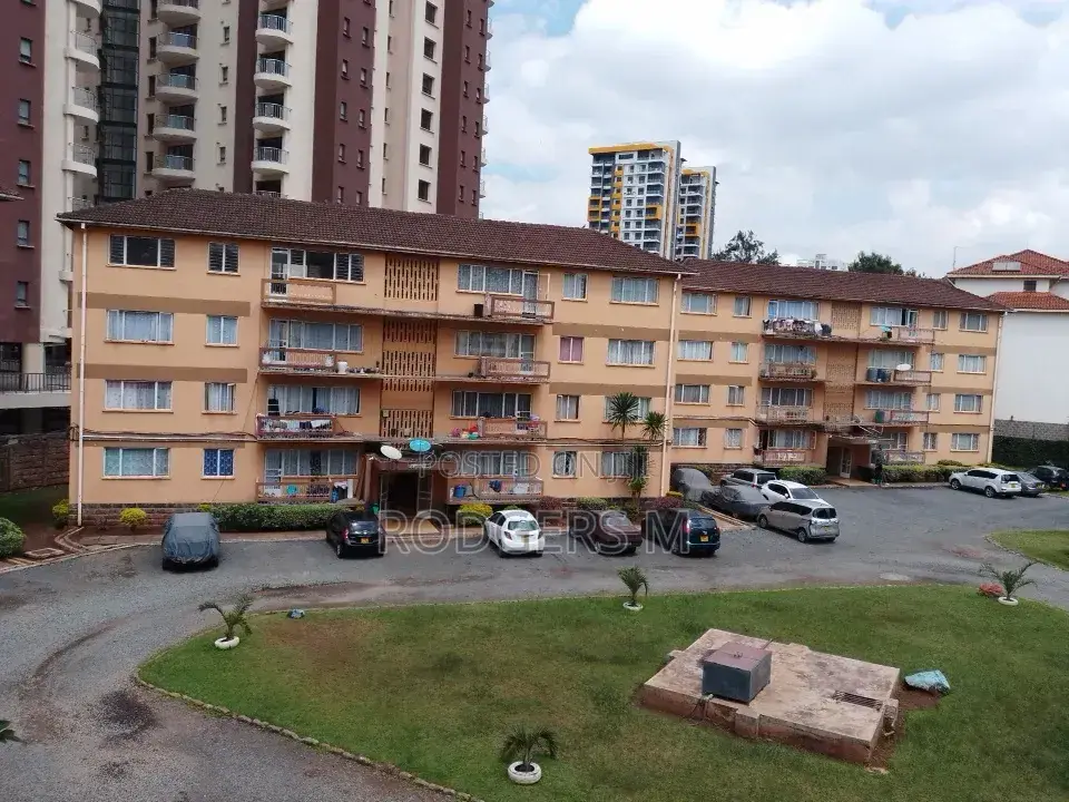 3bdrm Apartment in State House Area for rent