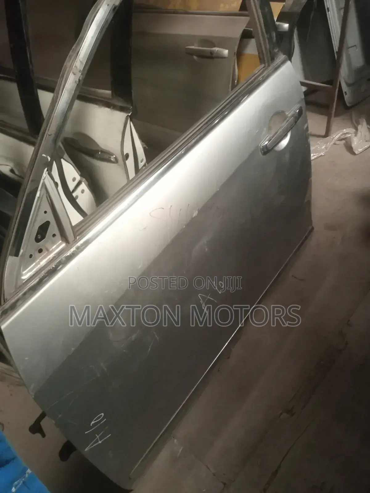 Nissan Sylphy N17 Front Door With Sensor