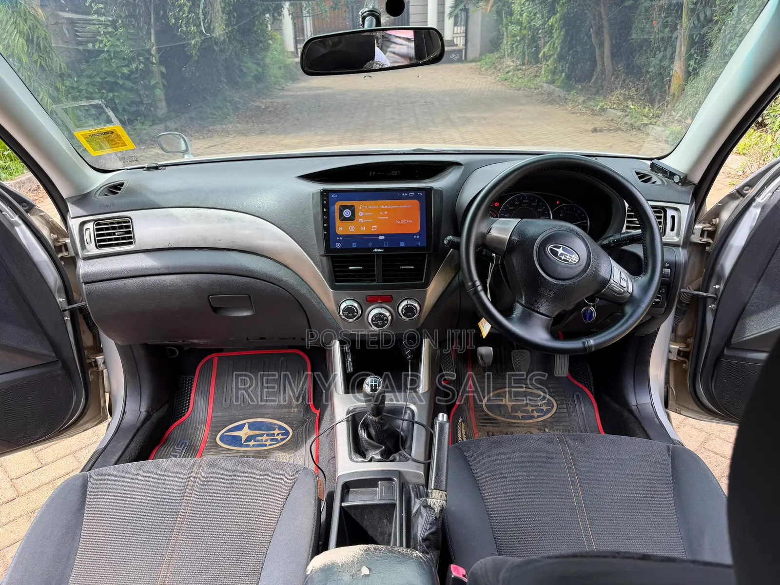 Subaru Forester 2010 Silver