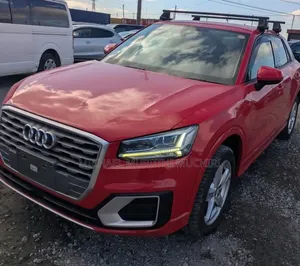Audi Q2 2018 Red