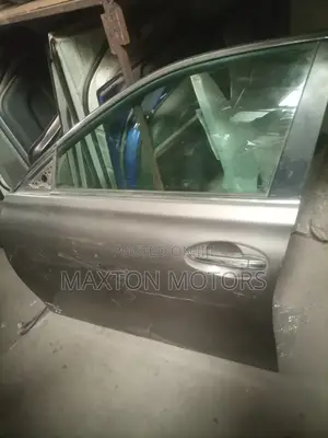 Toyota Mark X Grx130 Front Lh Door