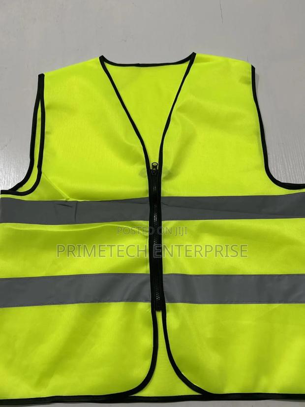 Green Reflective Vest With Zip