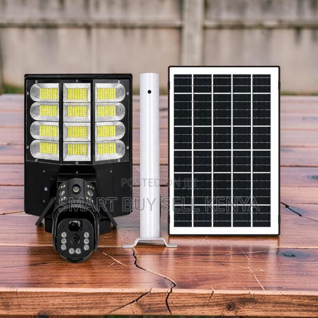 12mp 4g PTZ Multiple Lens Smart Solar Camera With Solar Street Light - main view