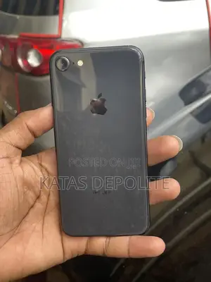 Apple iPhone 8 64 GB Black