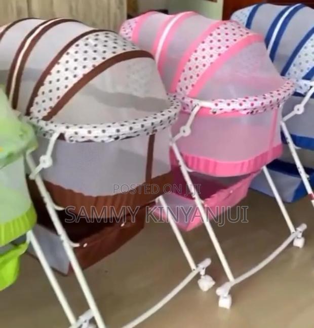 Selling Baby Bed +Foldable Baby Bassinet With Net Wheels Barely Used