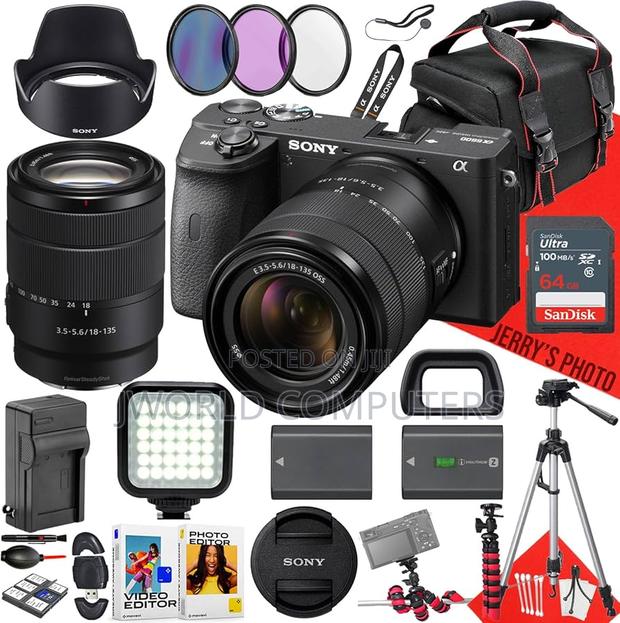 Sony A6600 With 18-135mm F3.5-5.6 Lens