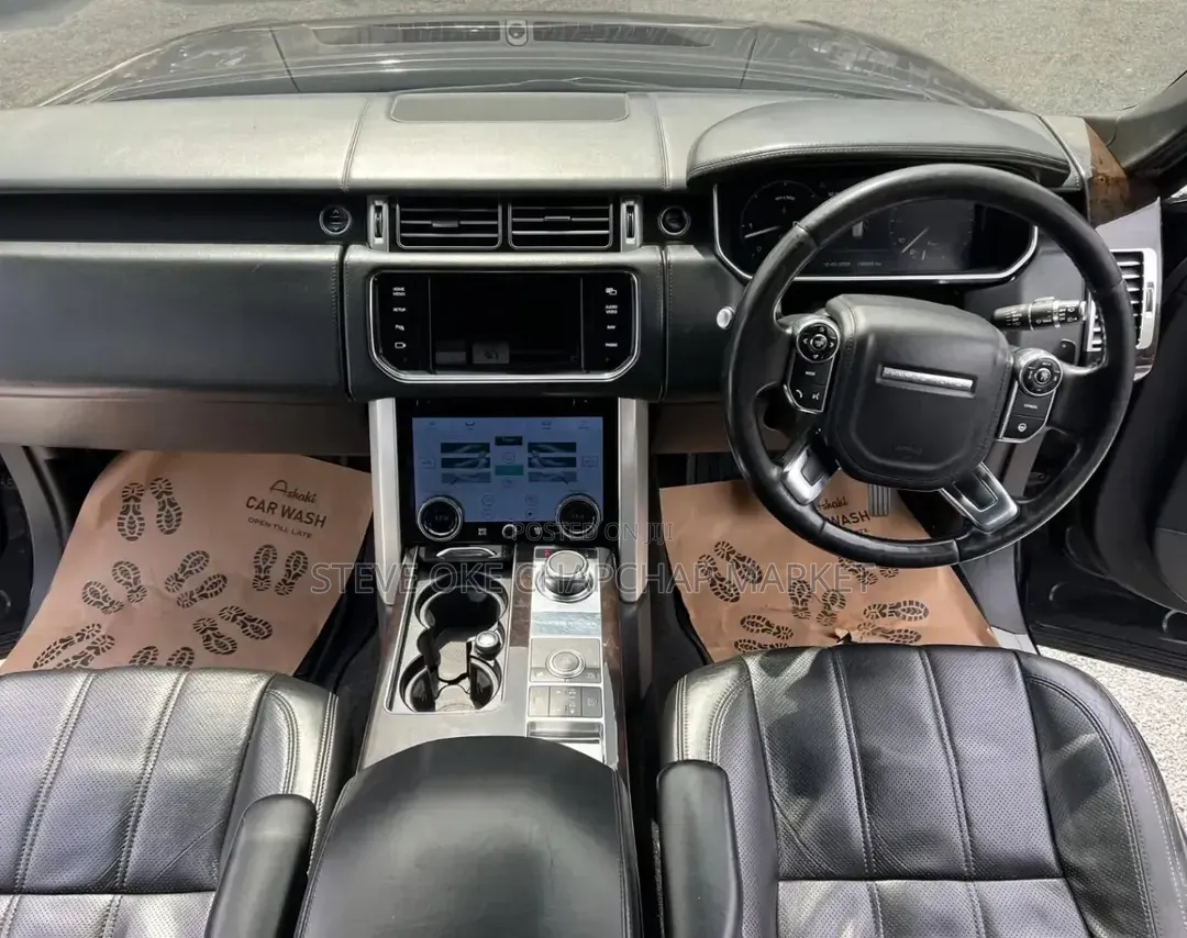 Land Rover Range Rover Vogue 2013 Matt Black