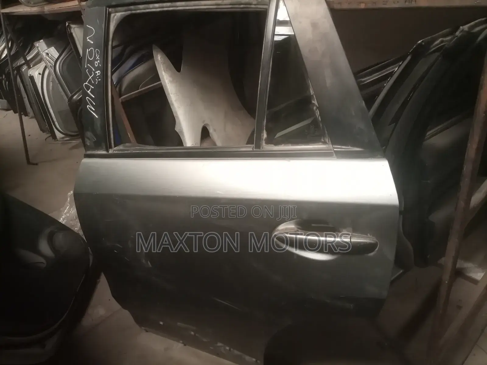 Mazda Cx5 Rear Door With Black Moulding