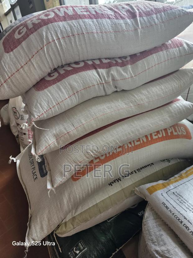 Dog Feed With Enriched Vitamins - thumbnail 3