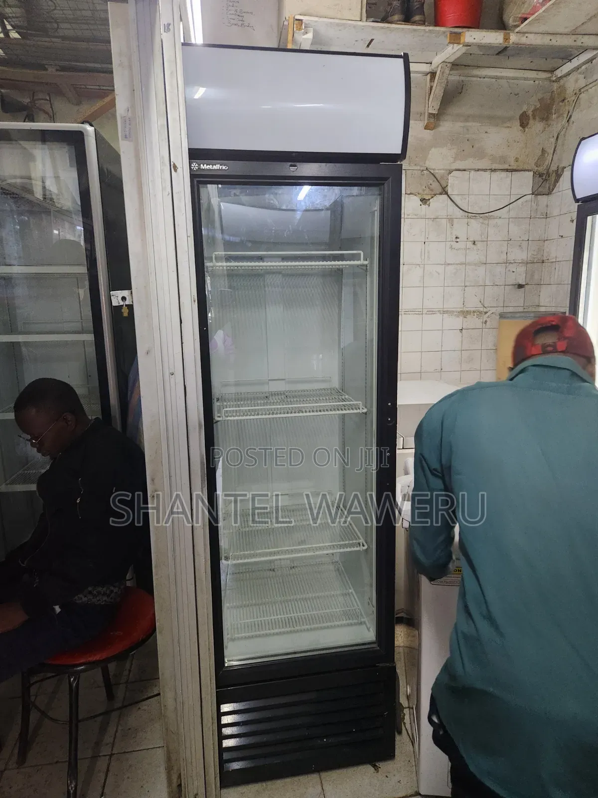 Display Fridge 350litres