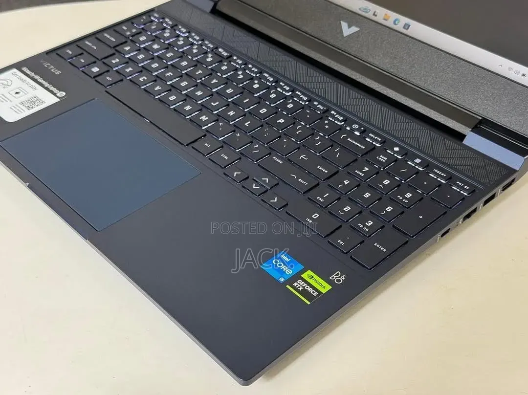 New Laptop HP Victus 15 24GB Intel Core i7 SSD 1T