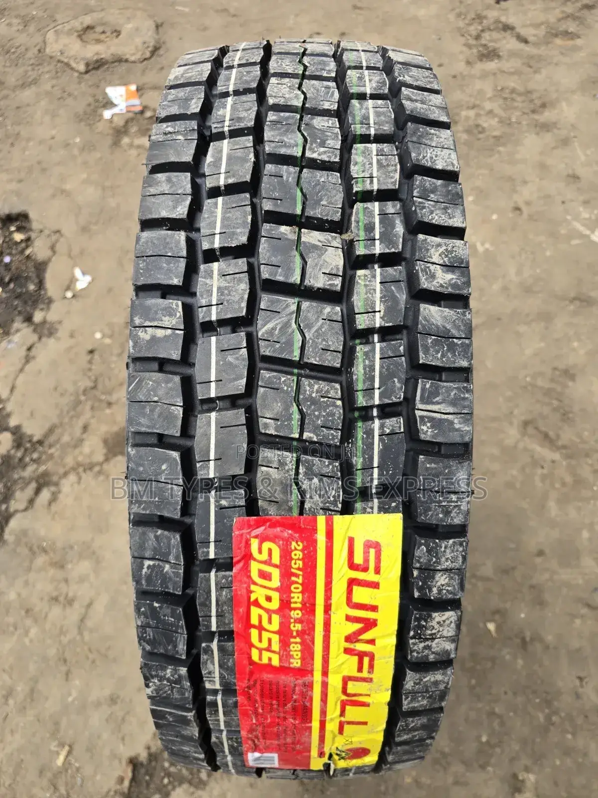 265 /70 R19. 5 Sunfull Tyres (Diff)