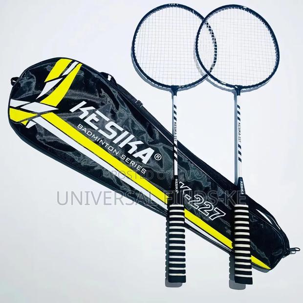 Professional Lightweight Badminton Rackets With Free Shuttlecocks