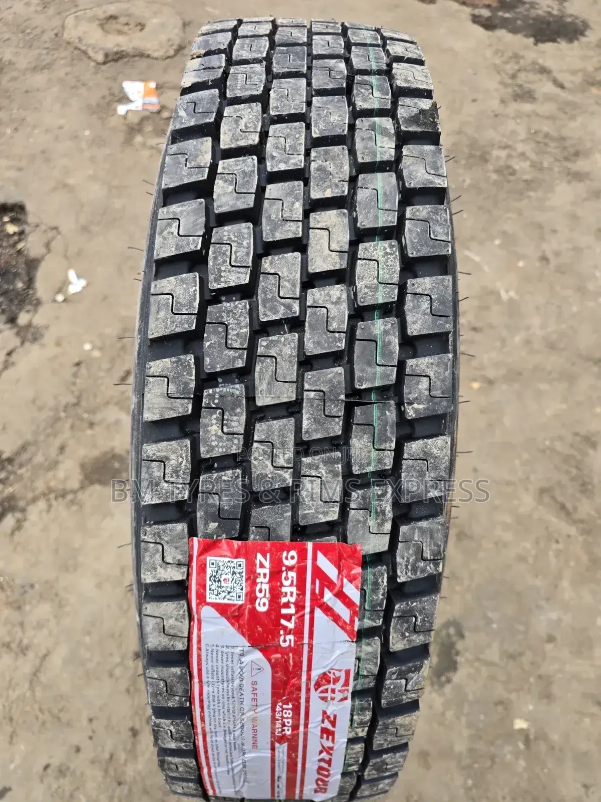 9.5 R17. 5 Zextour Tyres (Diff)