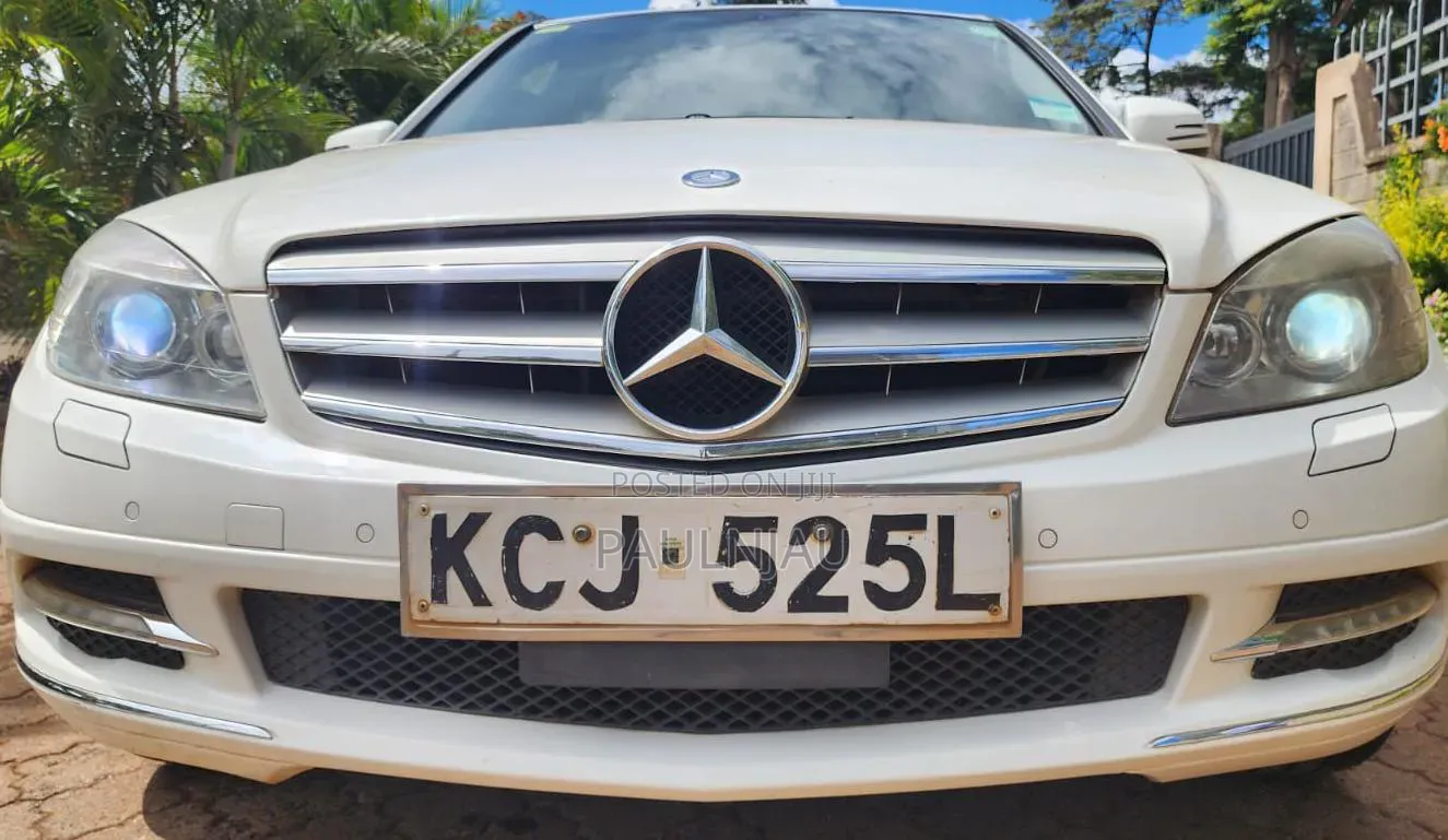 Mercedes-Benz E200 2010 White