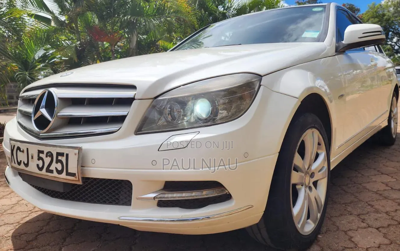 Mercedes-Benz E200 2010 White