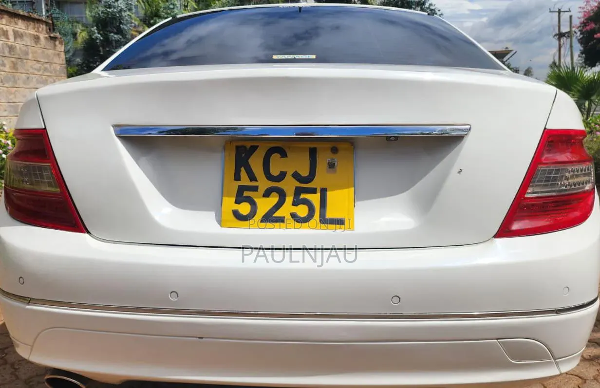 Mercedes-Benz E200 2010 White
