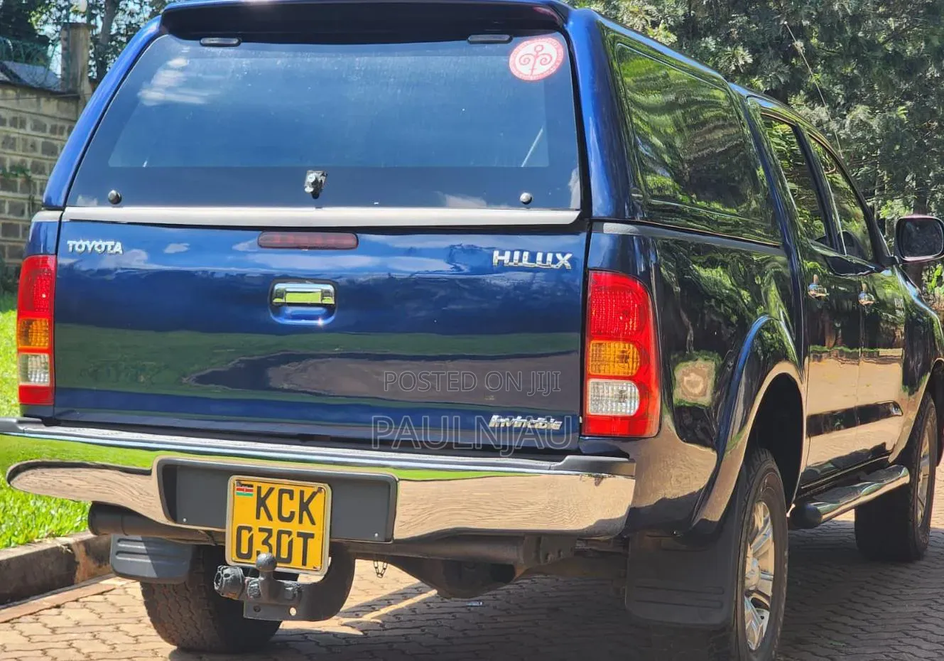 Toyota Hilux 2010 Blue