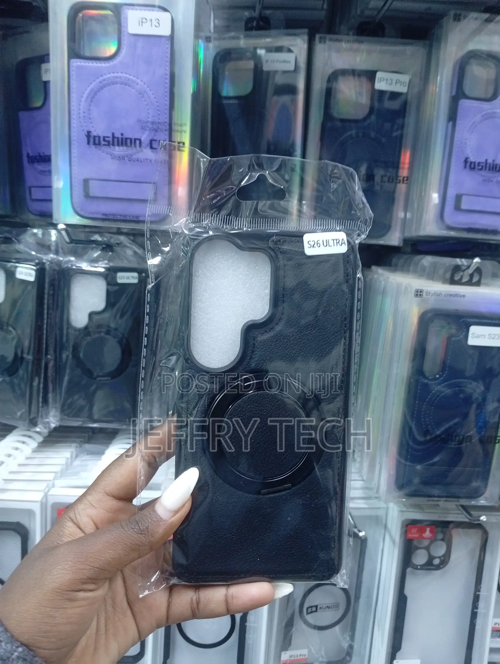 A Samsung Galaxy S26 Ultra Case Ring Holder That Doubles as a Stand.