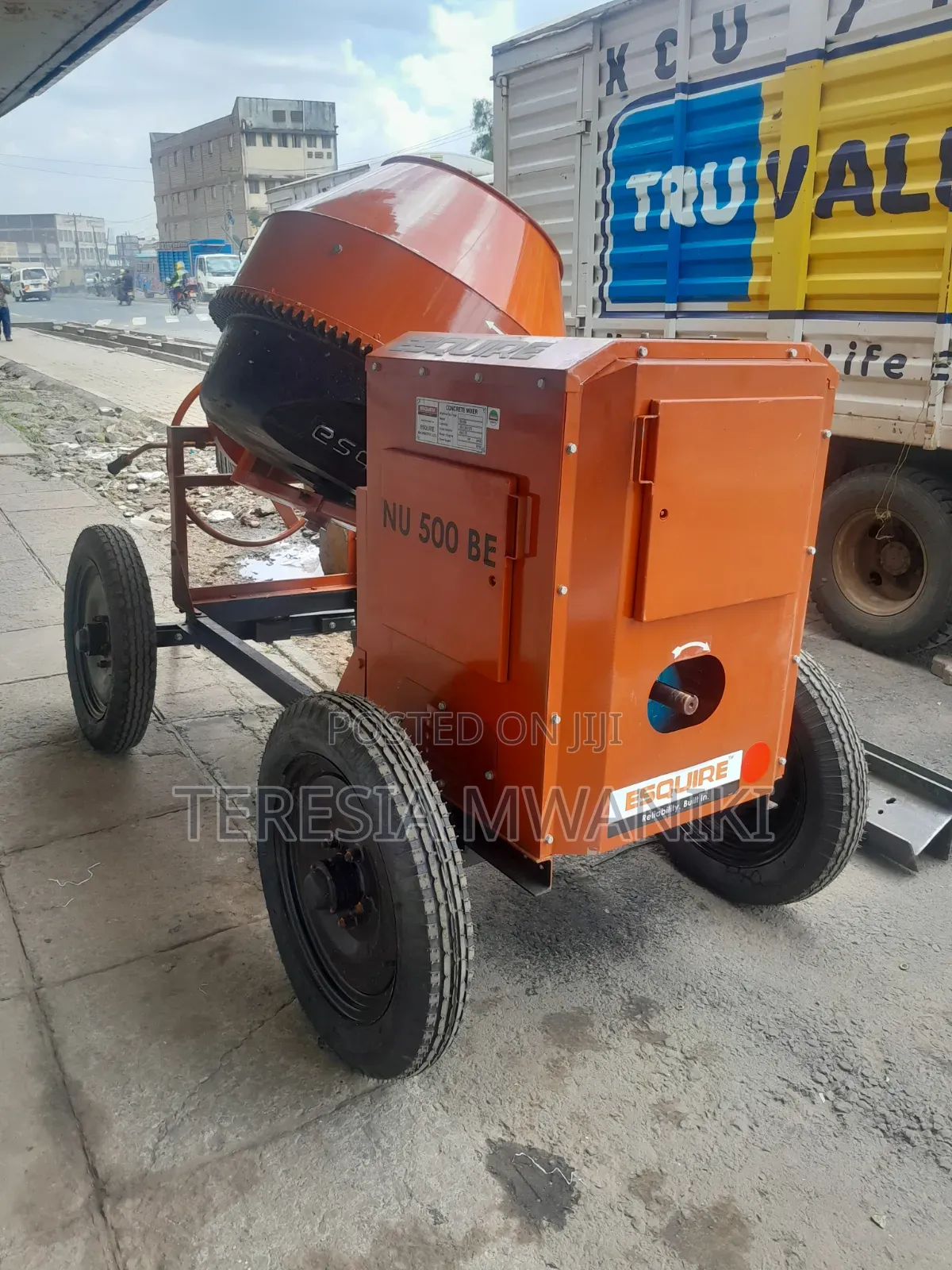 Esquire Concrete Mixer
