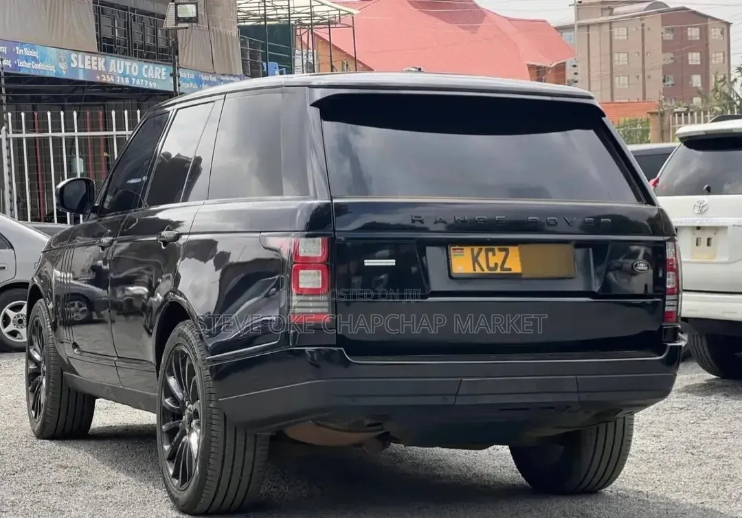 Land Rover Range Rover Vogue 2013 Matt Black