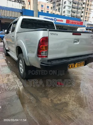 Toyota Hilux 2008 Silver