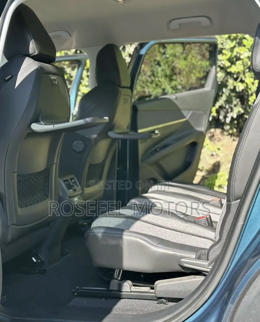 Peugeot 5008 2019 Blue