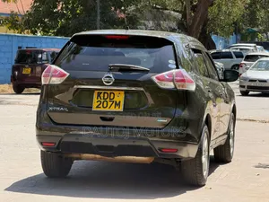 Nissan X-Trail 2014 Gray