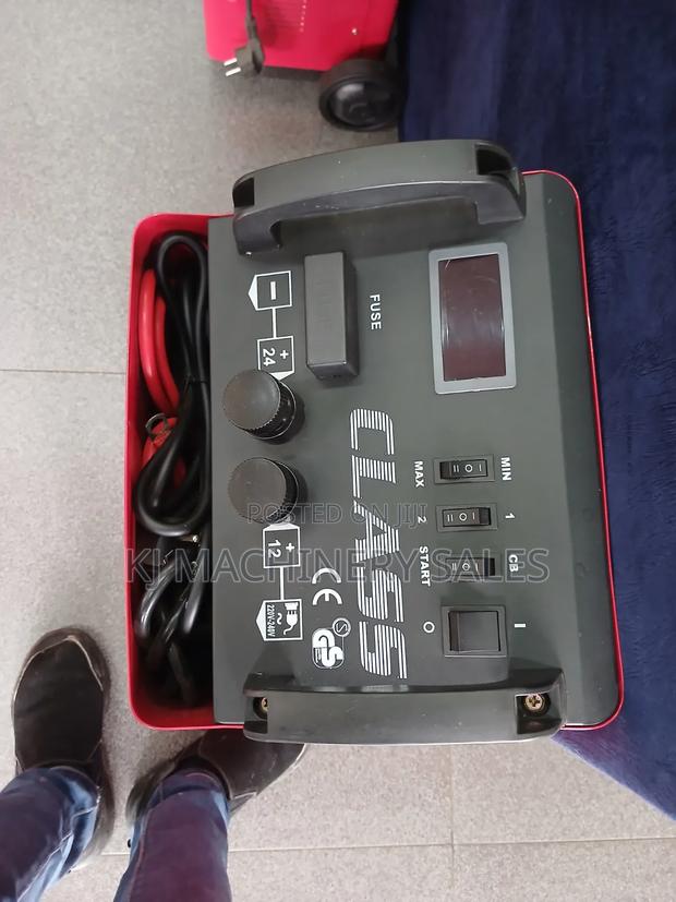 Heavy Duty Battery Charger Booster