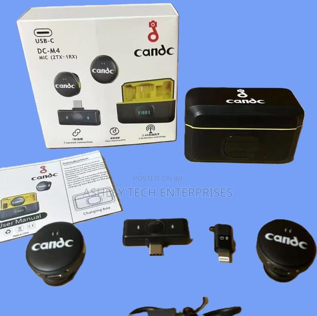 C C M4 Wireless Microphone