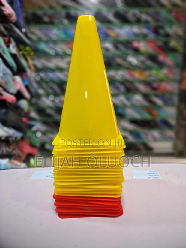 Quality Training Cones - thumbnail 2
