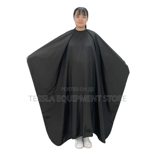 Black Barbershop Capes Gawns