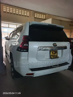 Toyota Land Cruiser Prado 2018 White