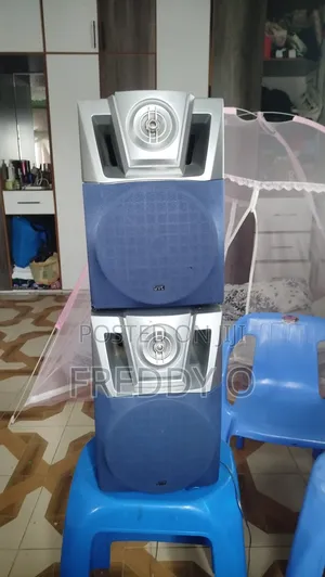JVC 2 Way Bass Reflex Mids Speaker