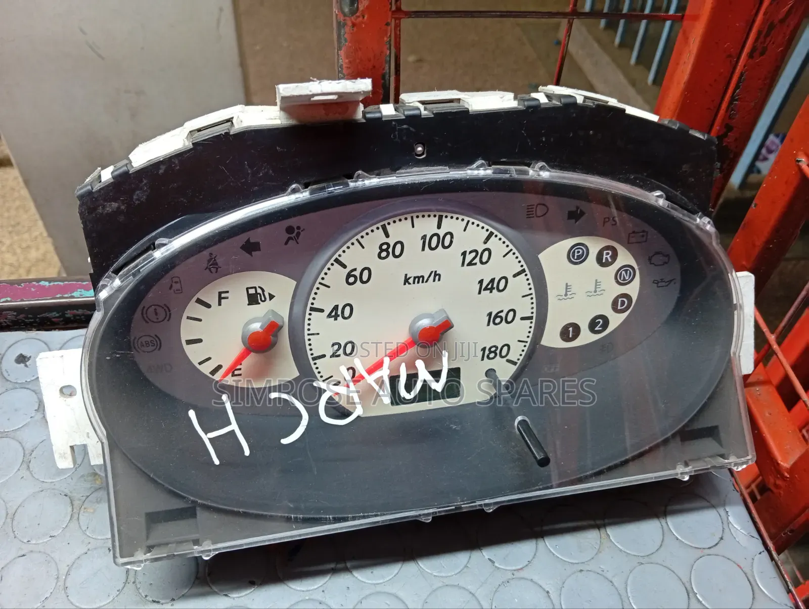 Dashboard Clock Nissan March