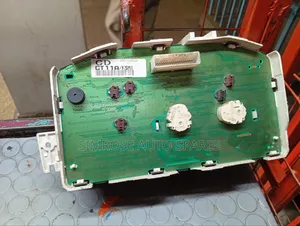 Dashboard Clock Nissan March